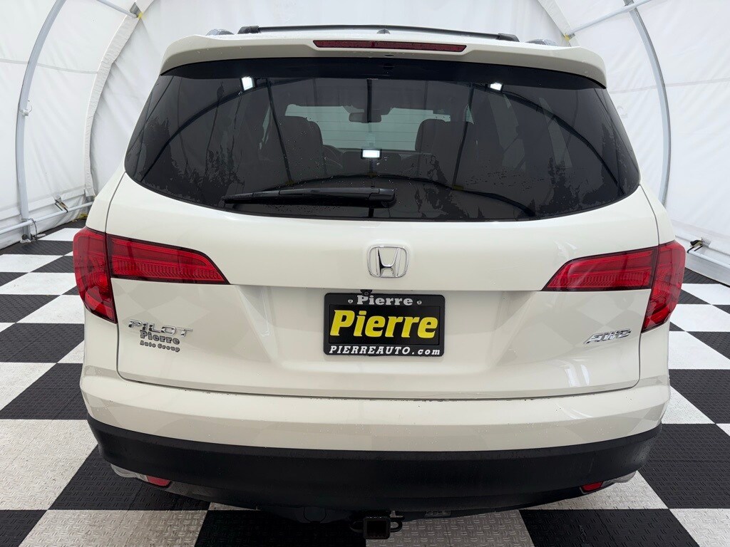 2017 Honda Pilot EX-L photo 3