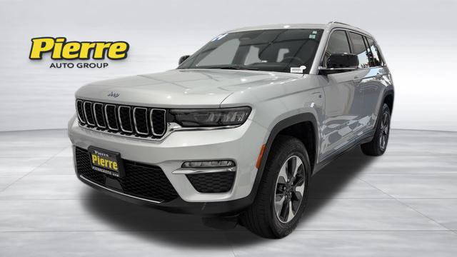 Used 2024 Jeep Grand Cherokee Base SUV