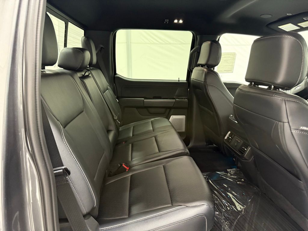 2025 Ford F-150 Lariat - Photo 26