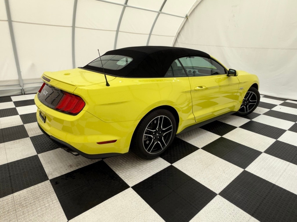 2021 Ford Mustang GT Premium Convertible photo 4