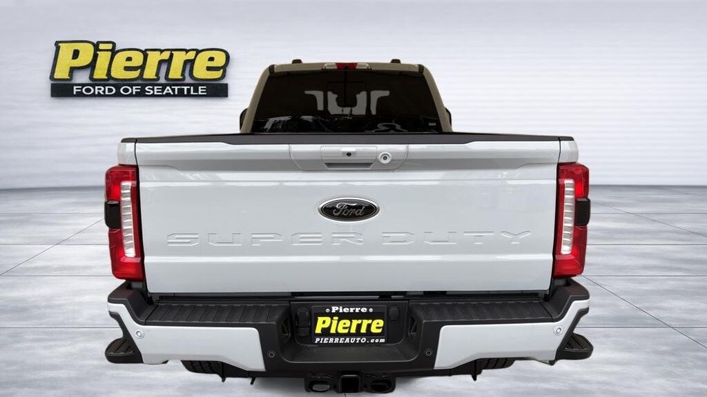 New 2026 Ford F-250 XLT Truck Crew Cab