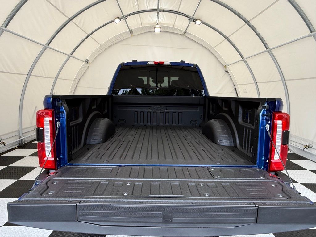 New 2026 Ford F-350 Lariat Truck Crew Cab