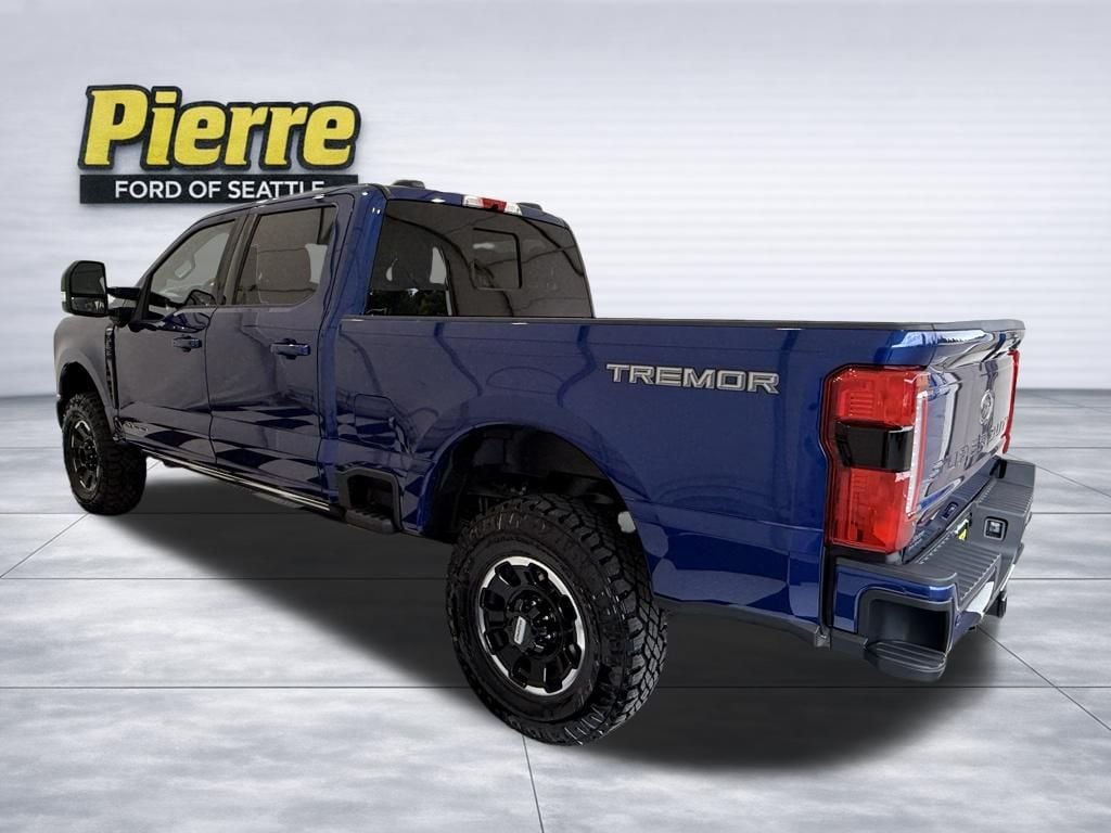 New 2026 Ford F-350 Lariat Truck Crew Cab
