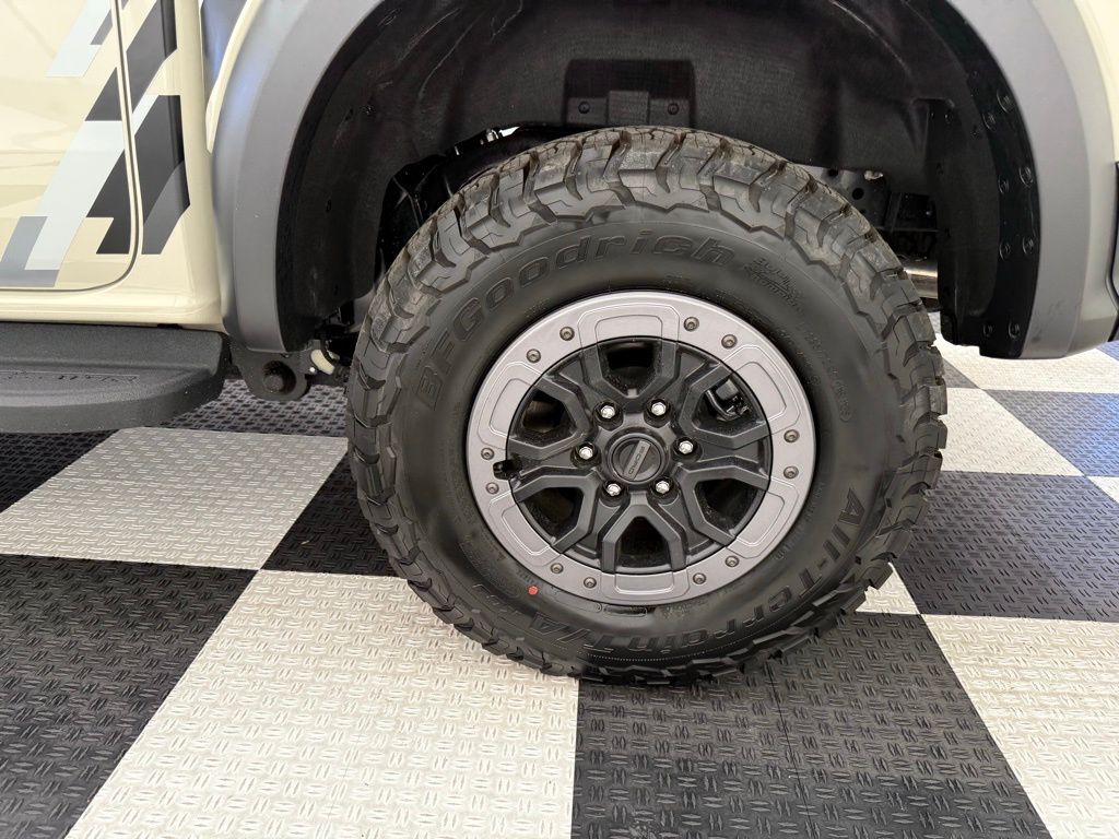 2025 Ford Ranger Raptor - Photo 10