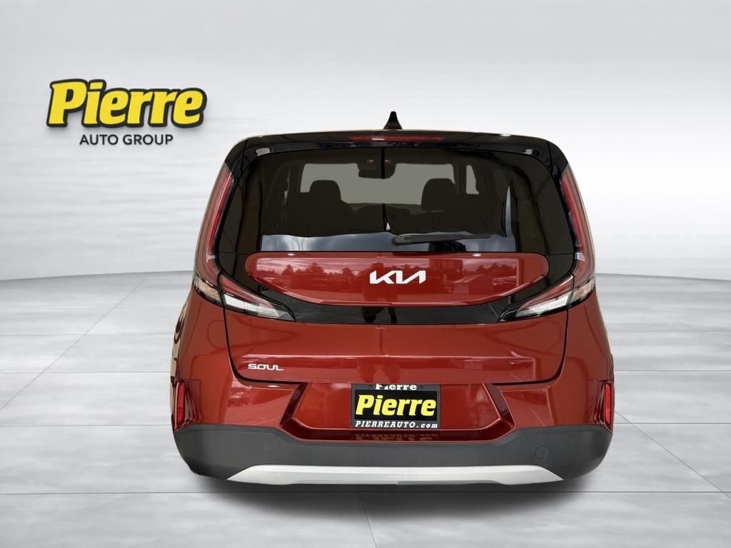 Used 2023 Kia Soul LX Hatchback