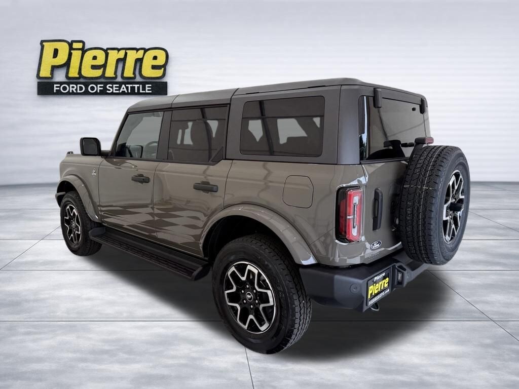 New 2026 Ford Bronco Outer Banks SUV