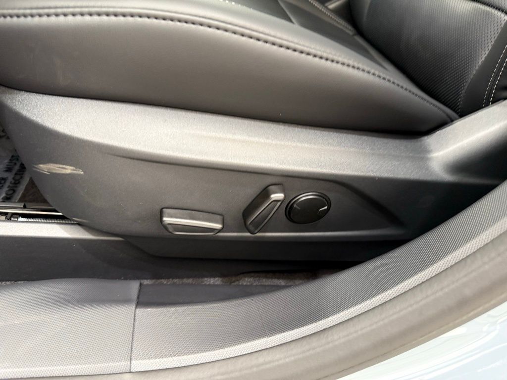 2025 Ford Mustang Mach-E Premium - Photo 14