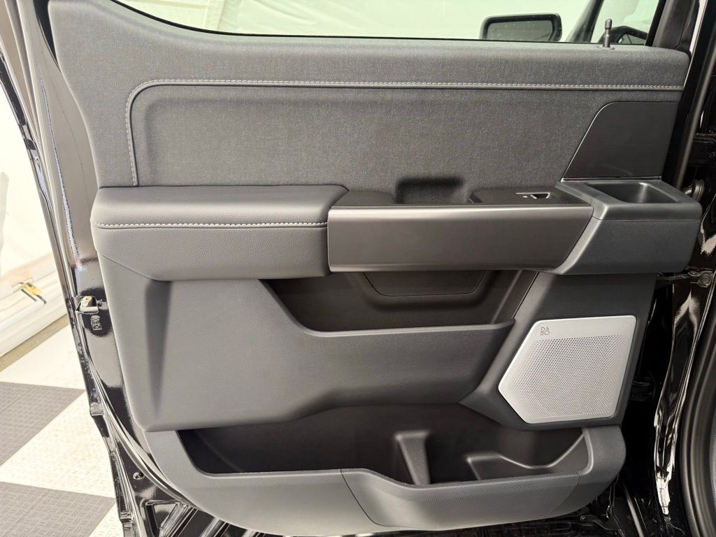 2025 Ford F-150 Lariat - Photo 16