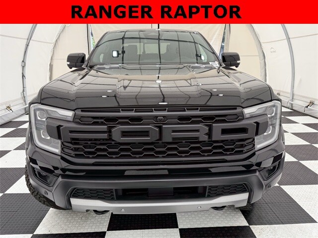 2025 Ford Ranger Raptor photo 2