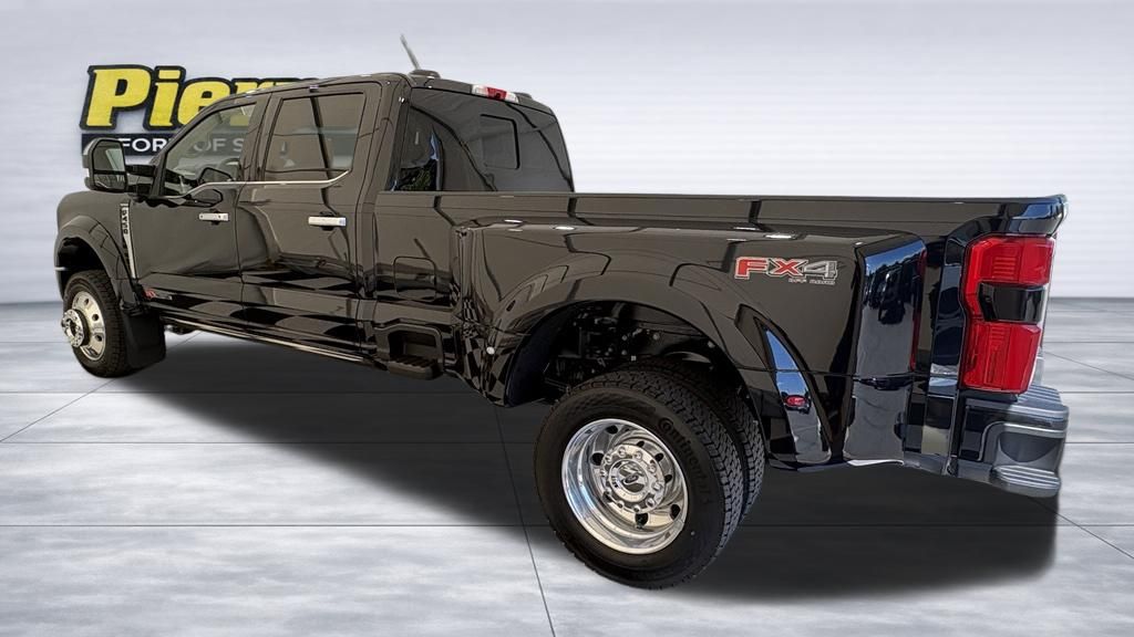 New 2026 Ford F-450 Platinum Truck Crew Cab