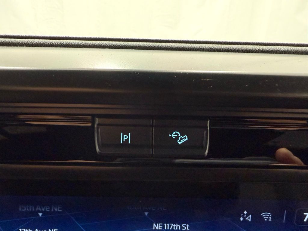 2025 Ford F-150 Lariat - Photo 39