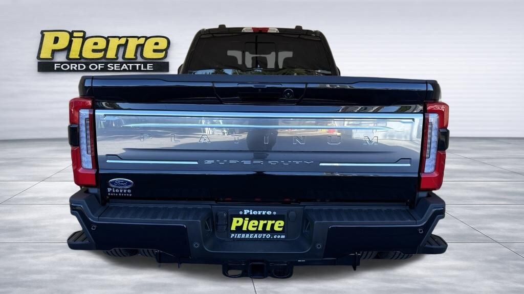 New 2026 Ford F-350 Platinum DRW Truck Crew Cab