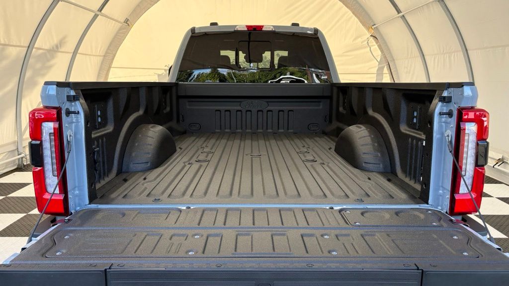 New 2026 Ford F-350 Platinum Truck Crew Cab