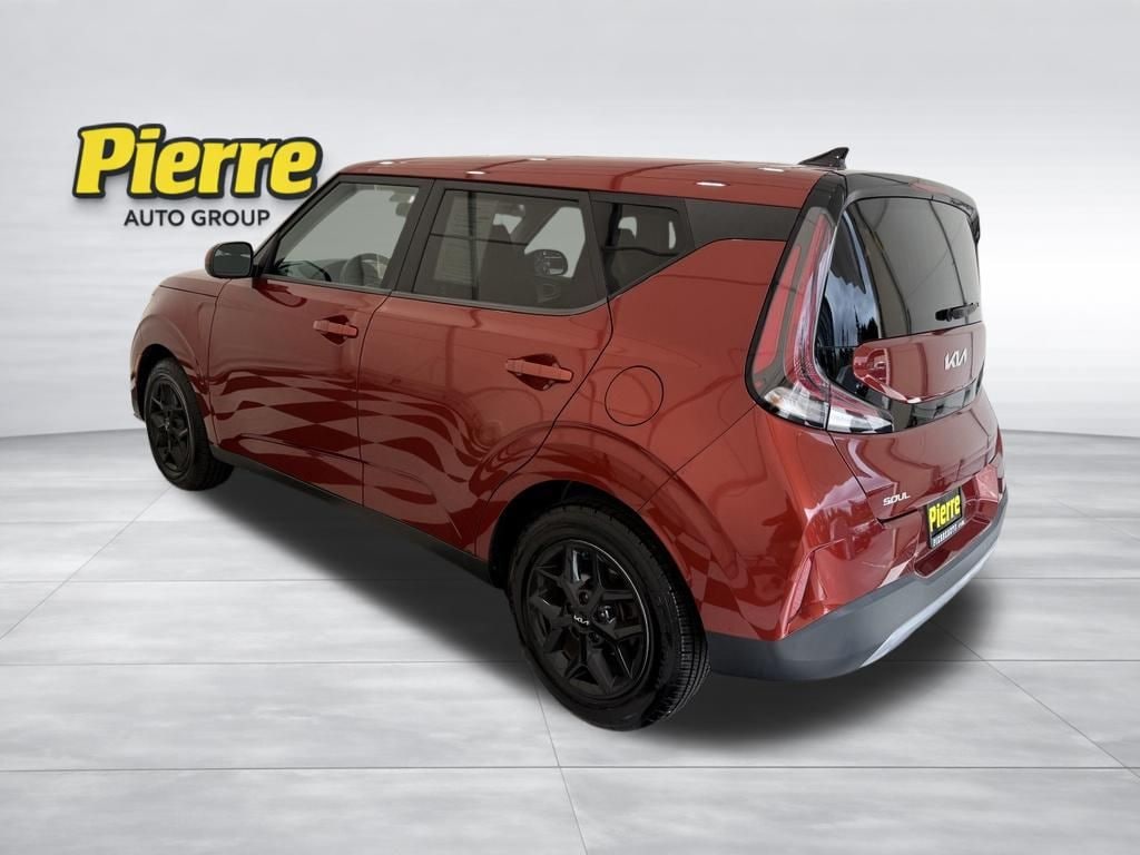 Used 2023 Kia Soul LX Hatchback