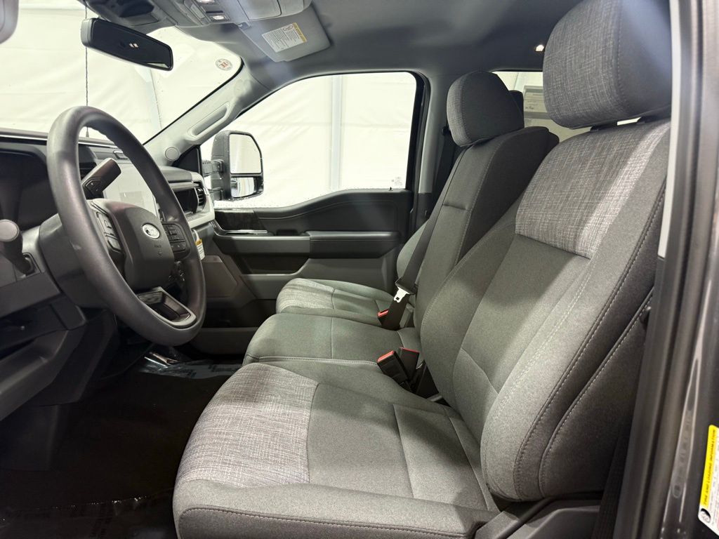 2026 Ford F-250 Super Duty XLT - Photo 11