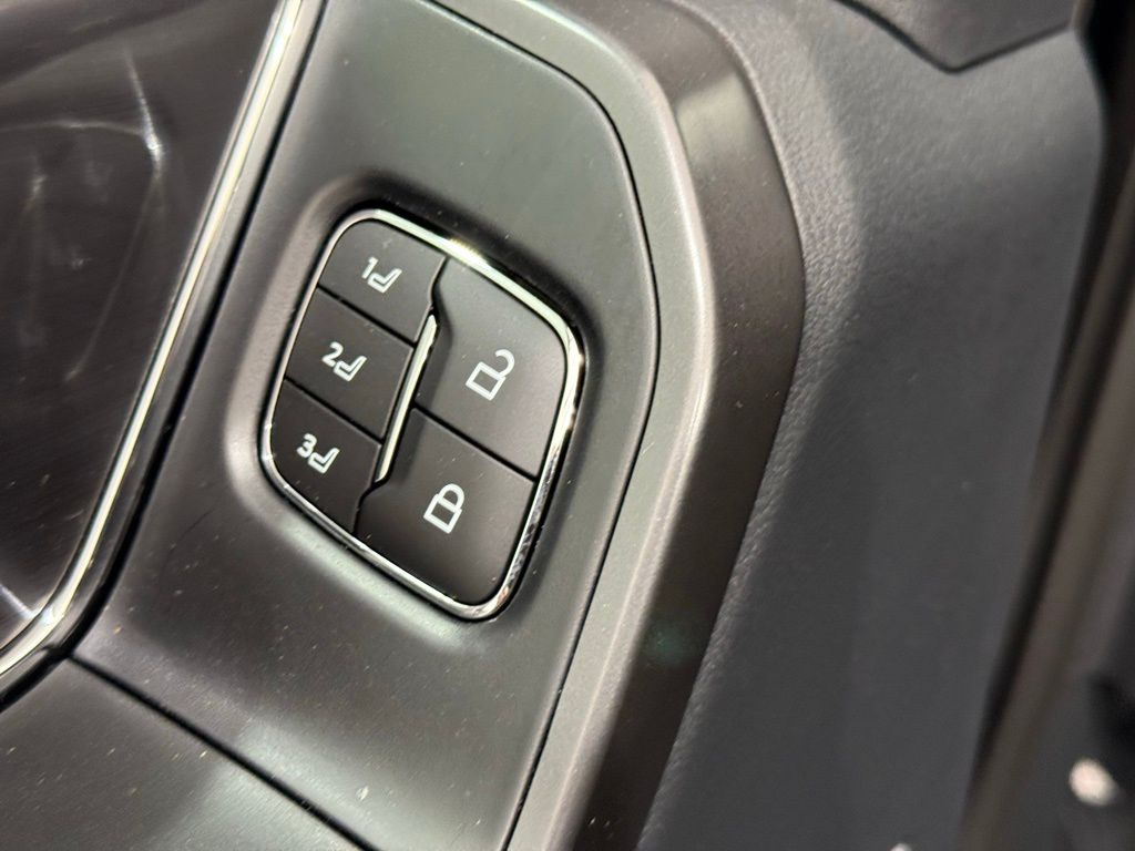 2025 Ford F-150 Lariat - Photo 25