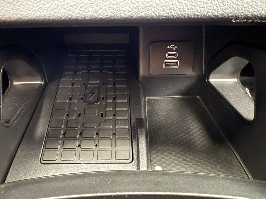 2025 Ford Ranger Raptor - Photo 36