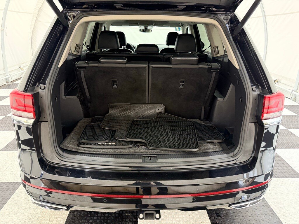 2021 Volkswagen Atlas V6 SE Technology R-Line photo 4