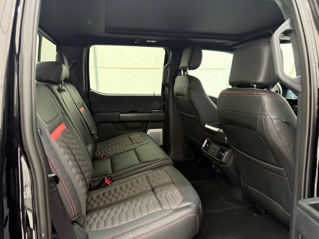 2025 Ford F-150 Lariat - Photo 22