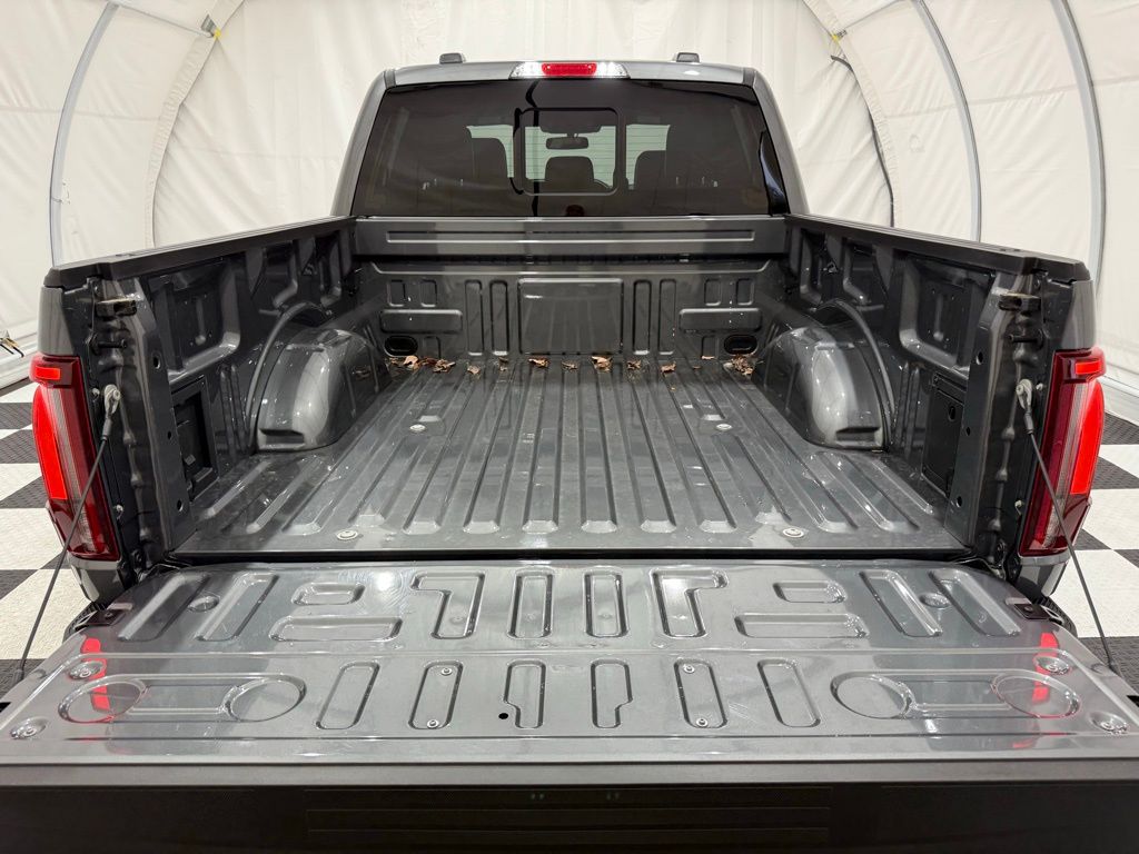 2025 Ford F-150 Lariat - Photo 5