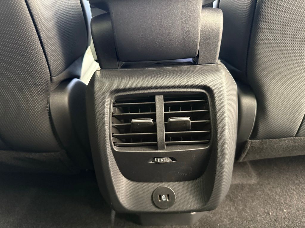 2025 Ford Mustang Mach-E Premium - Photo 27