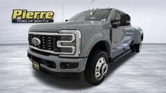 2026 Ford F-450 Platinum Truck Crew Cab