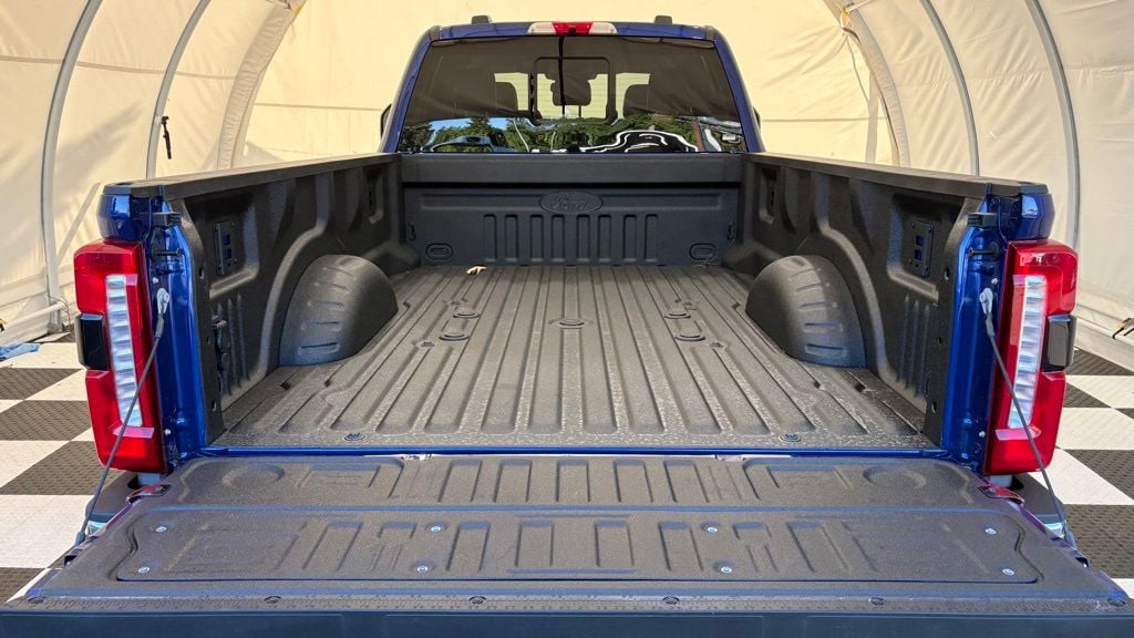 New 2026 Ford F-350 Lariat Truck Crew Cab