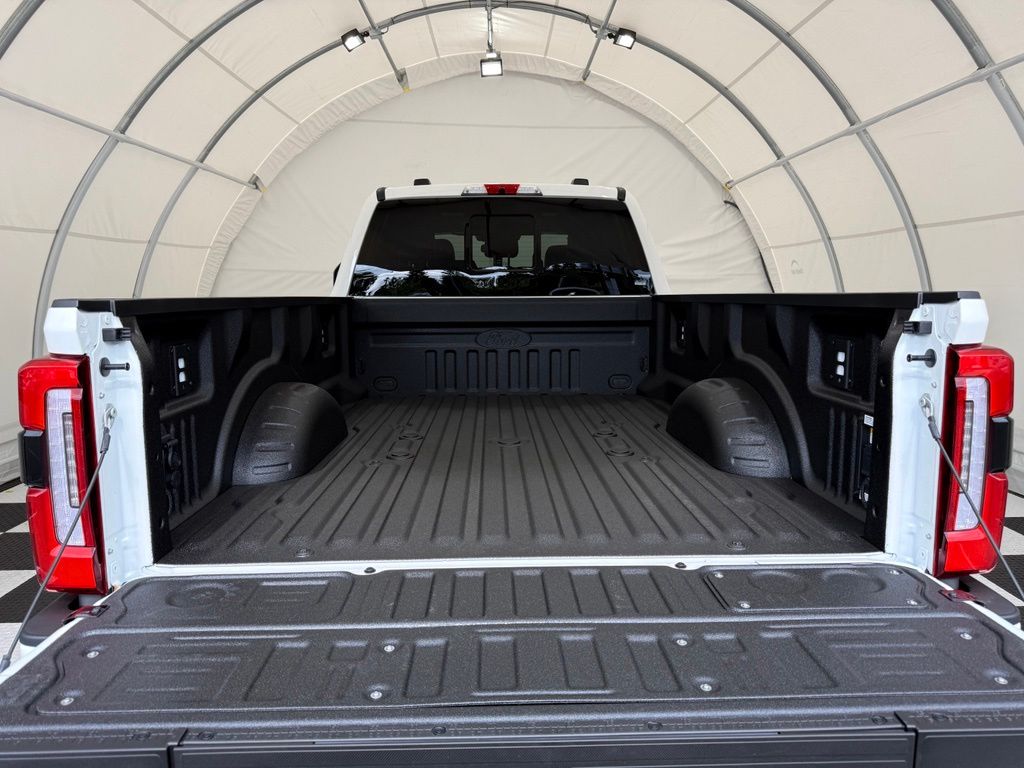 New 2026 Ford F-350 Platinum Truck Crew Cab