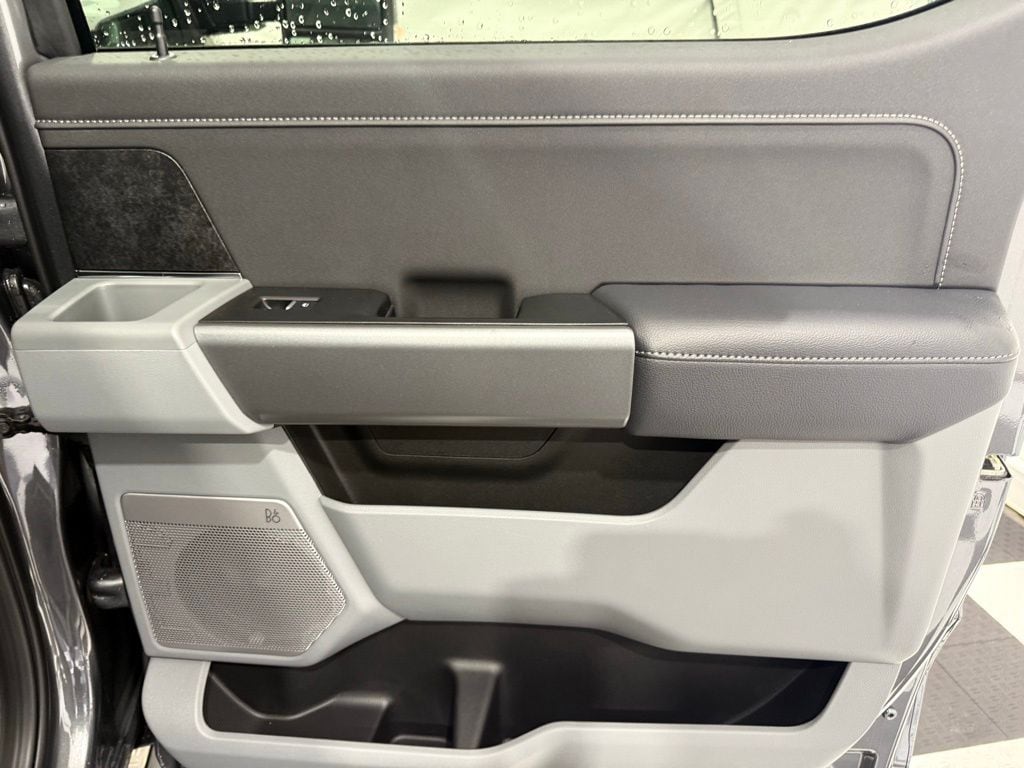 2026 Ford F-250 Super Duty XLT - Photo 27