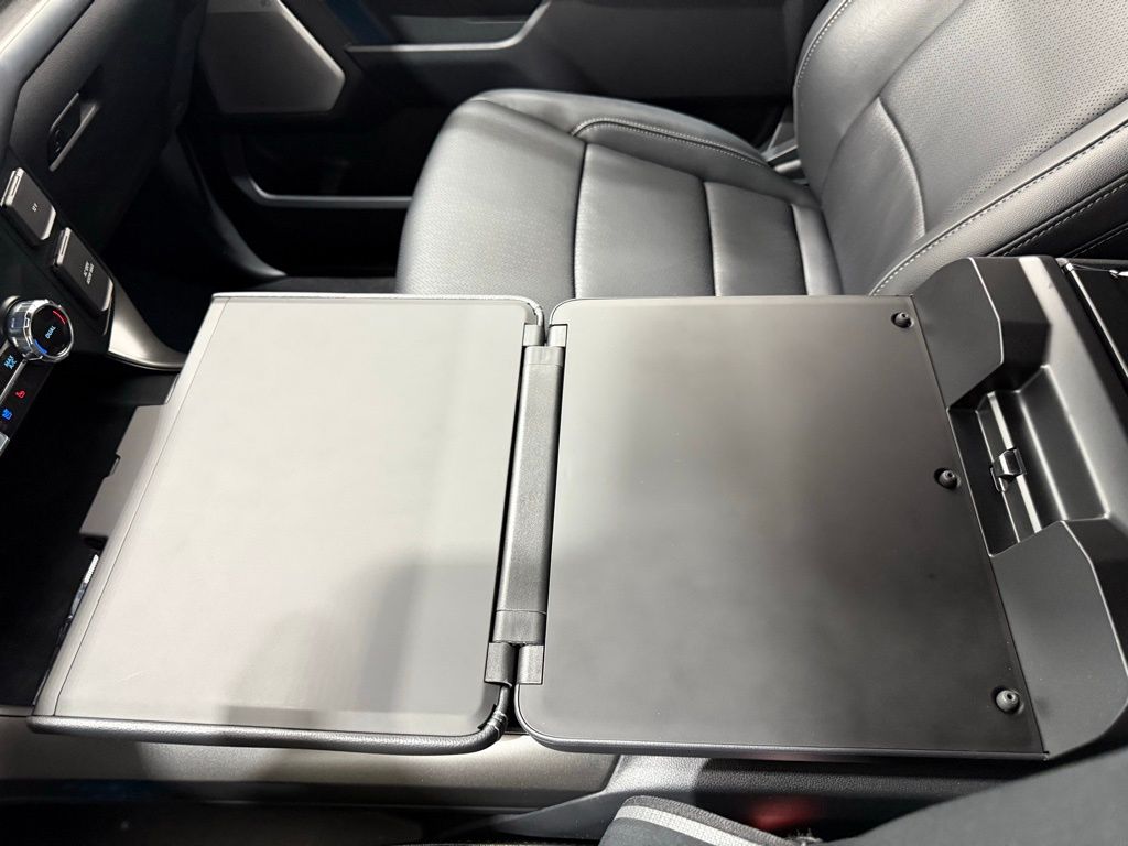 2025 Ford F-150 Lariat - Photo 46