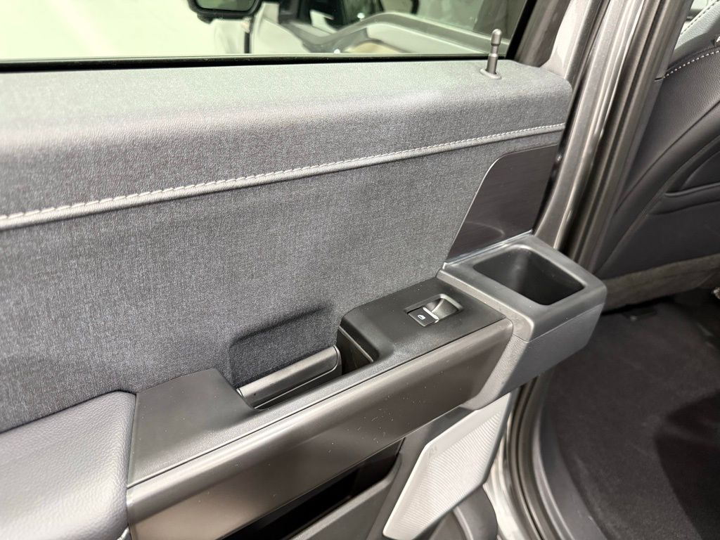 2025 Ford F-150 Lariat - Photo 21