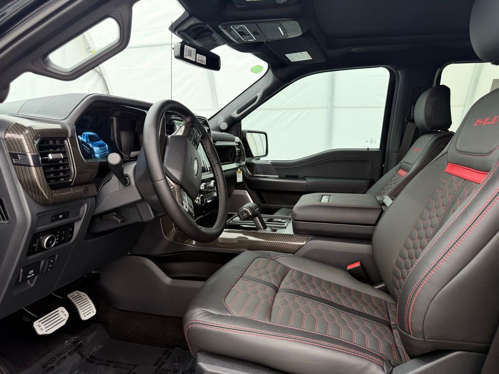 2025 Ford F-150 Lariat - Photo 12