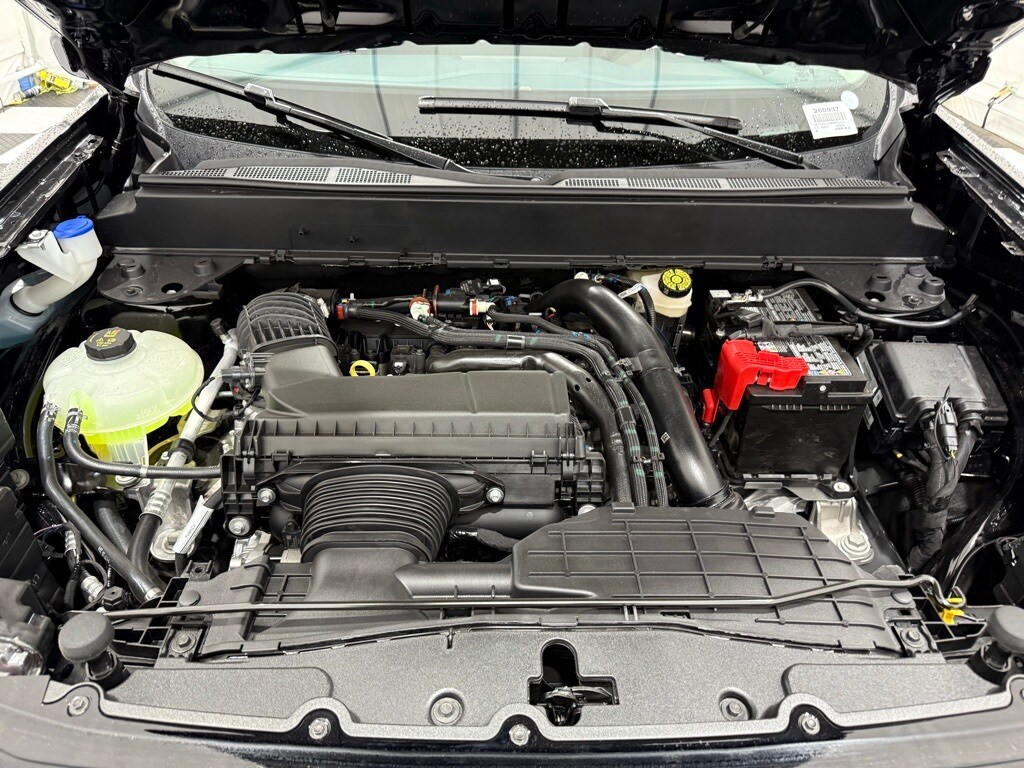 2025 Ford Maverick XLT photo 2