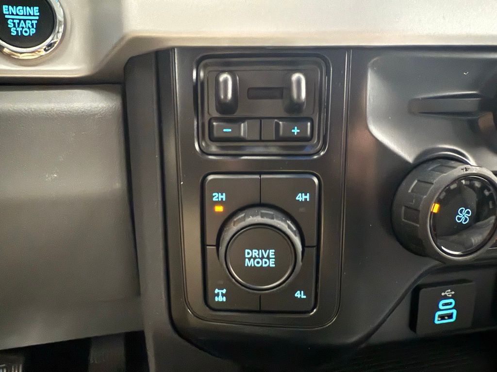 2026 Ford F-250 Super Duty XLT - Photo 39