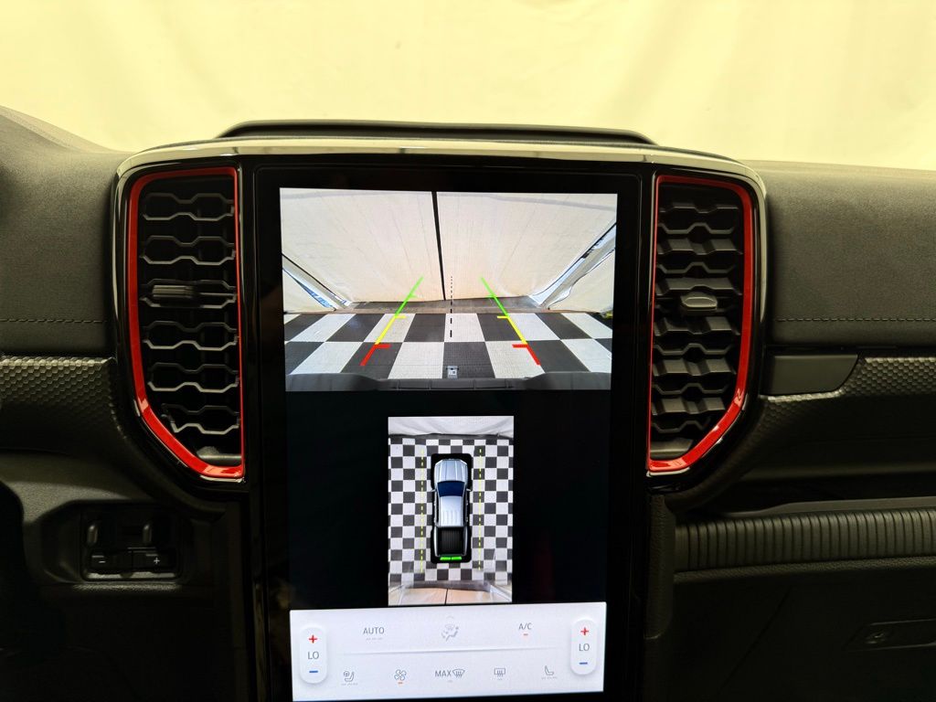 2025 Ford Ranger Raptor - Photo 32