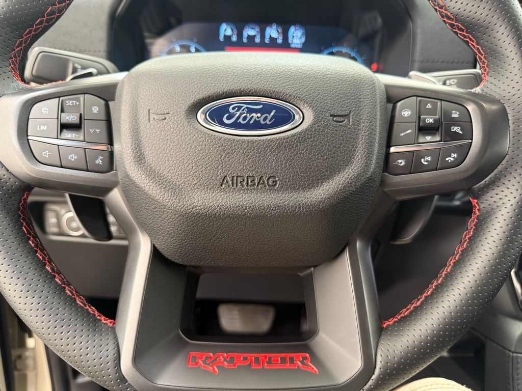 2025 Ford Ranger Raptor - Photo 41