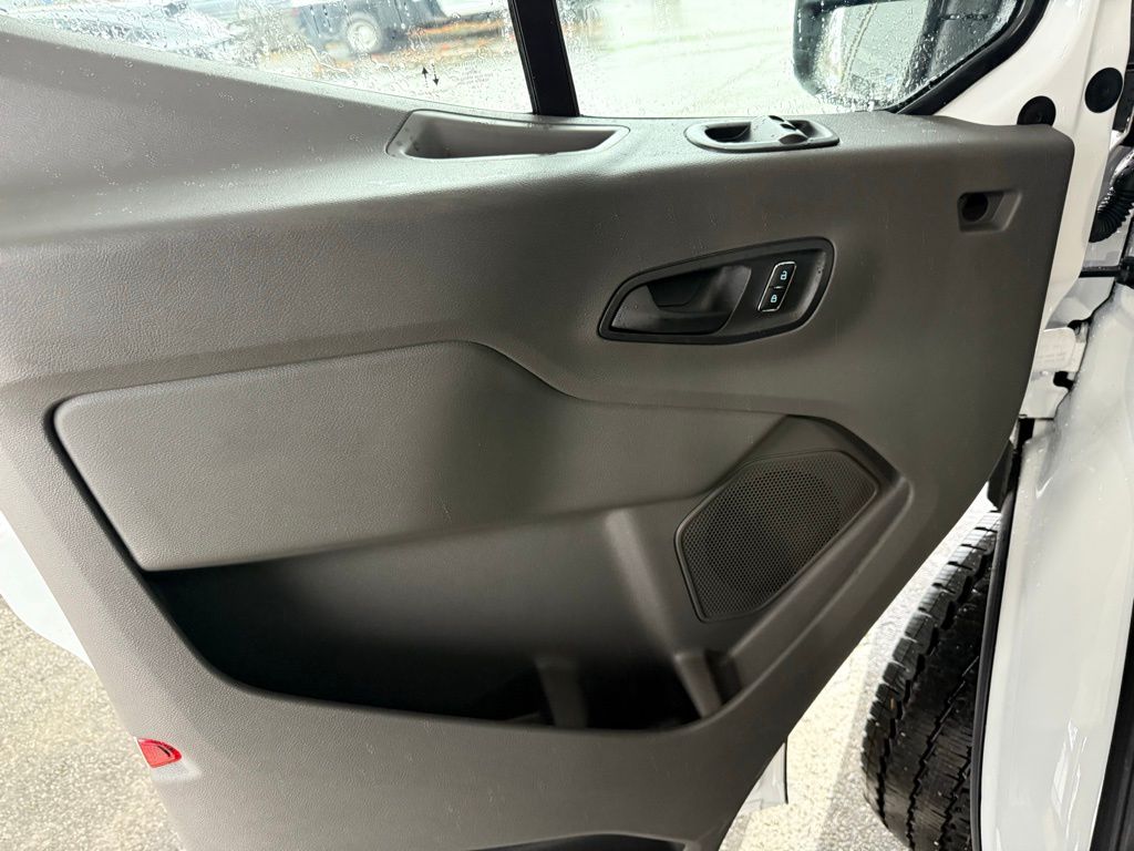2025 Ford Transit Van Base - Photo 15