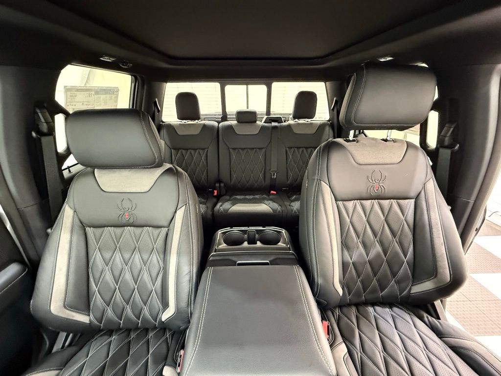 2025 Ford F-150 XLT - Photo 27