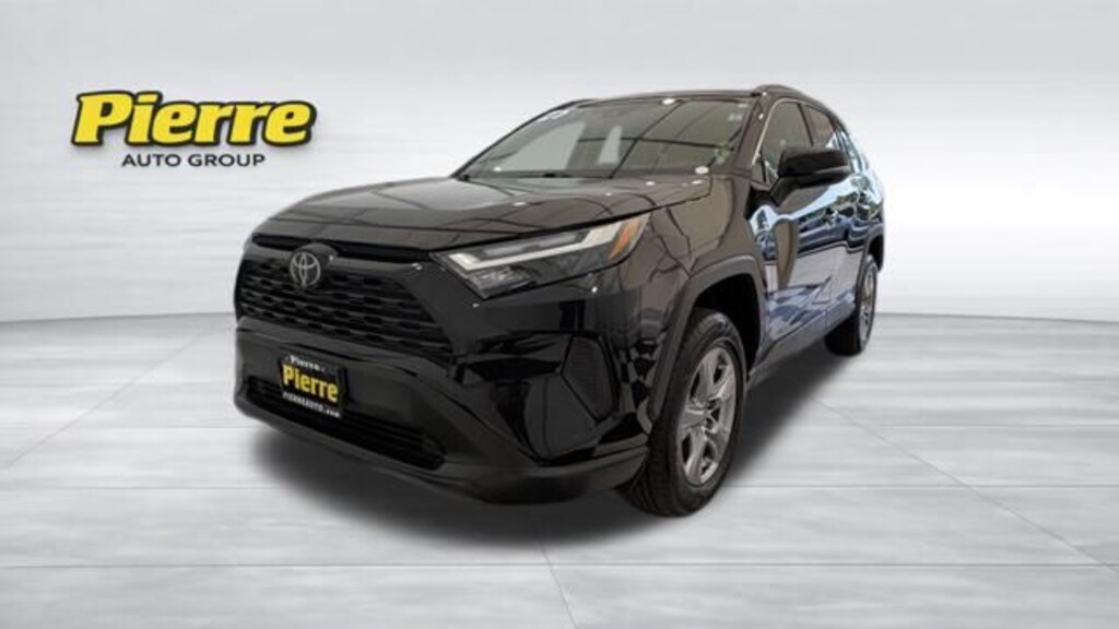 Used 2025 Toyota RAV4 XLE SUV