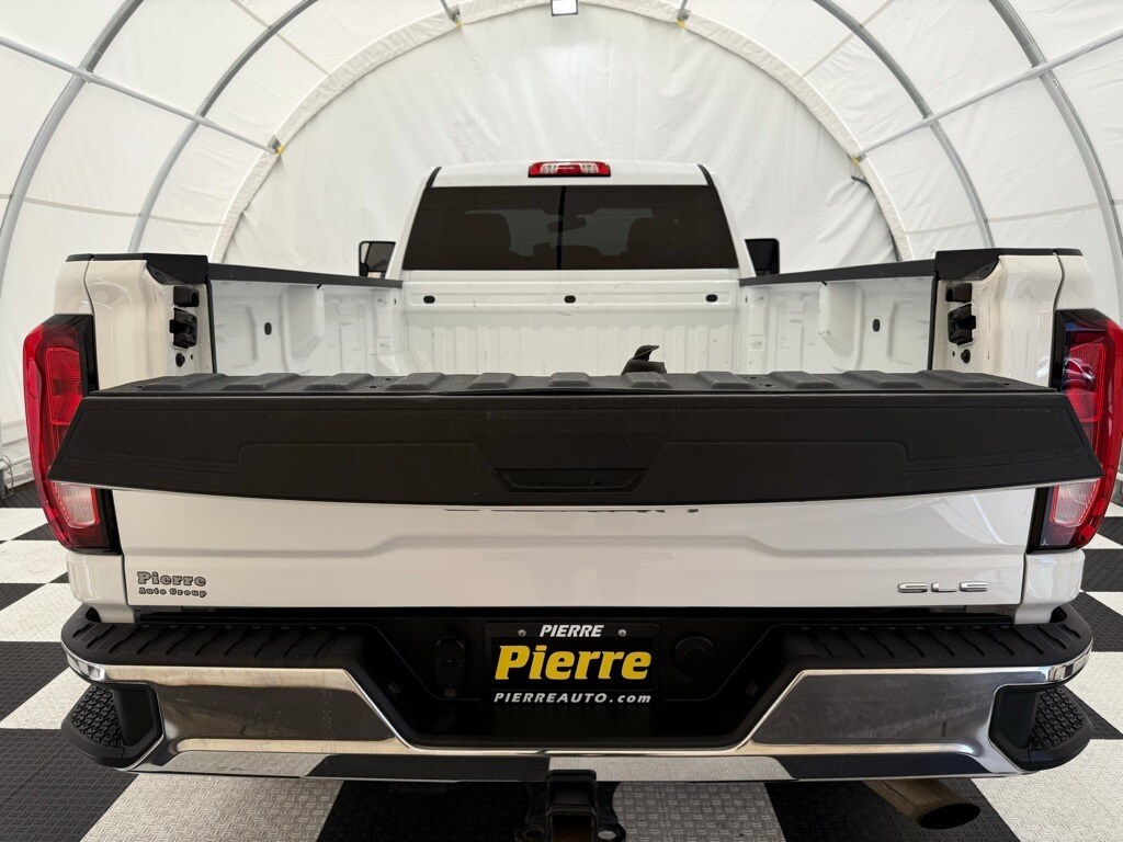 2022 Gmc Sierra HD SLE photo 4