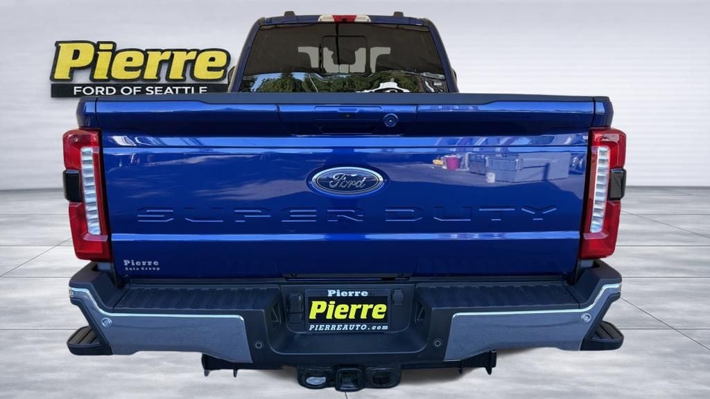 New 2026 Ford F-350 Lariat Truck Crew Cab