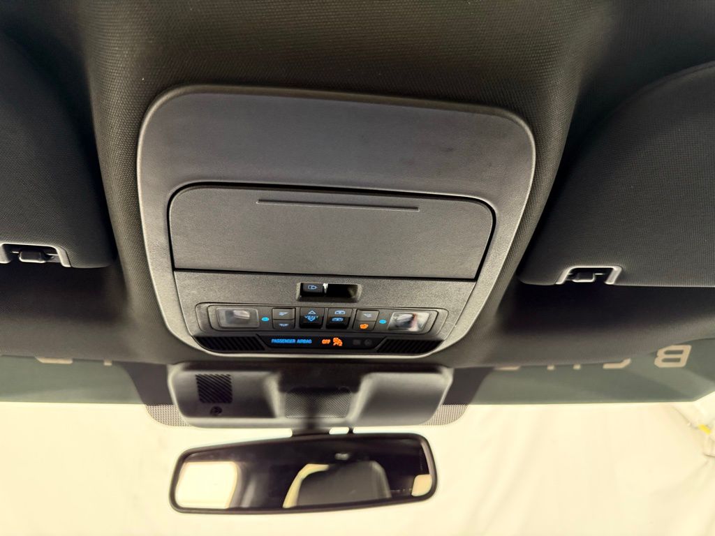 2025 Ford F-150 XLT - Photo 44