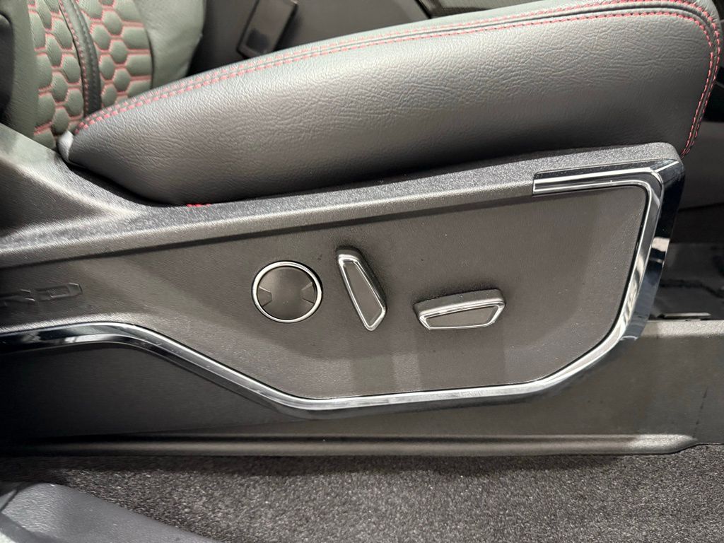 2024 Ford F-150 Lariat - Photo 16