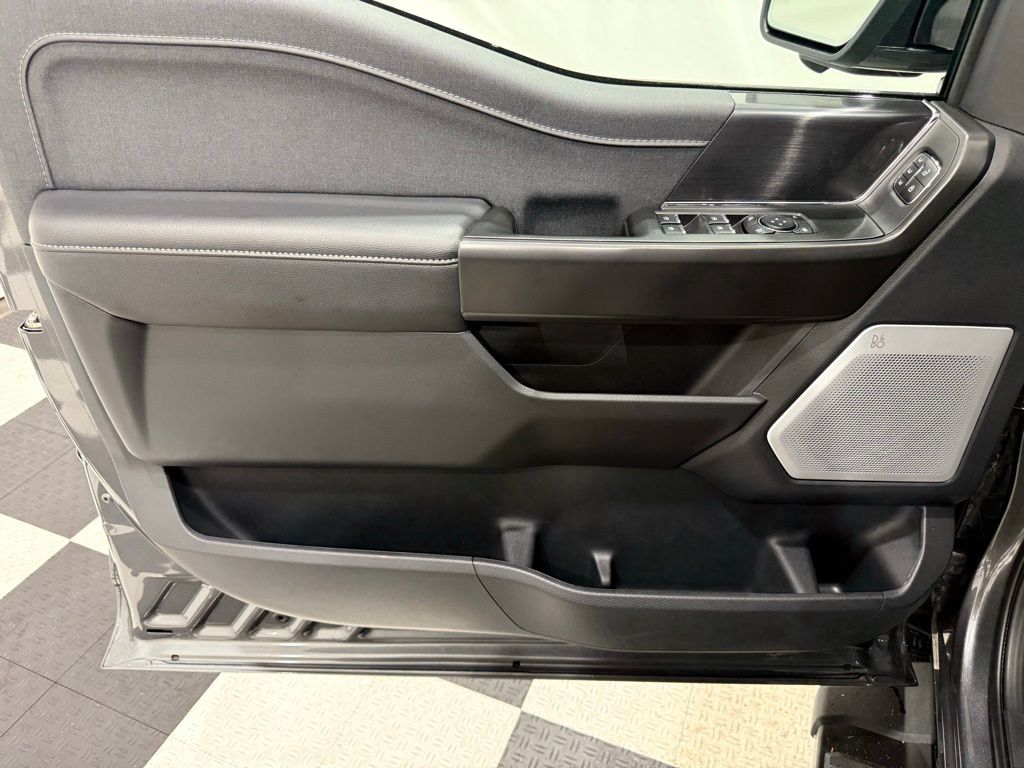 2025 Ford F-150 Lariat - Photo 16