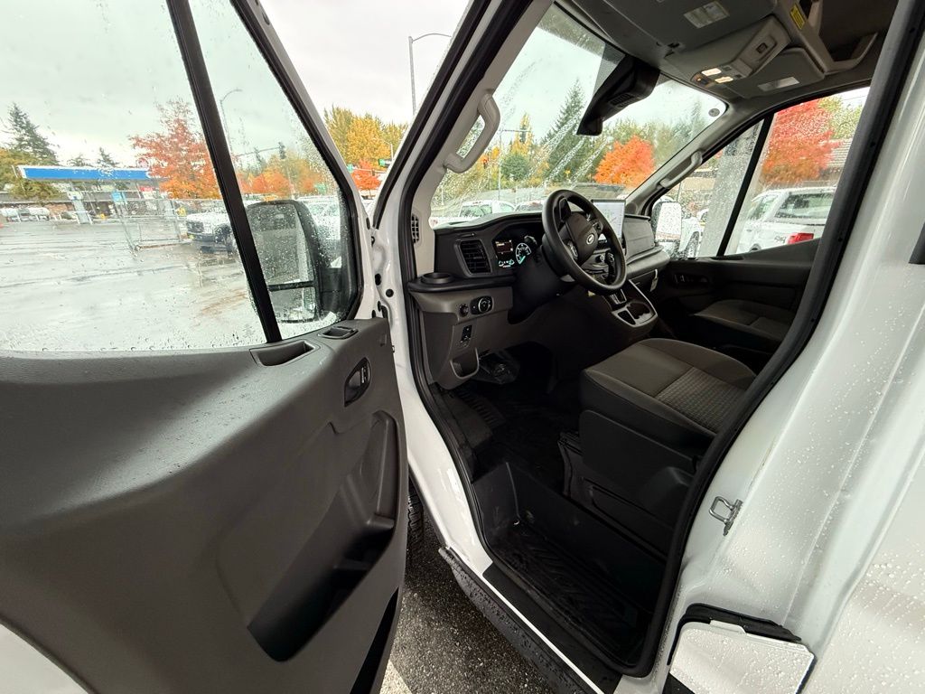 2025 Ford Transit Van Base - Photo 27