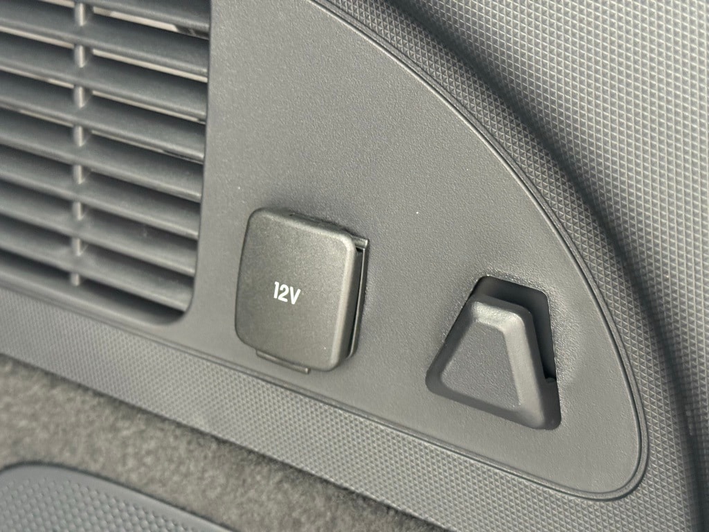 2025 Ford Mustang Mach-E GT photo 3