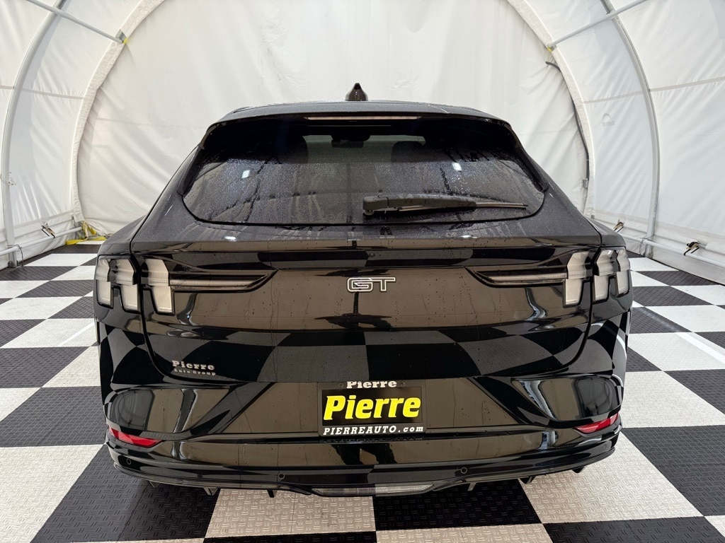 2025 Ford Mustang Mach-E GT photo 3