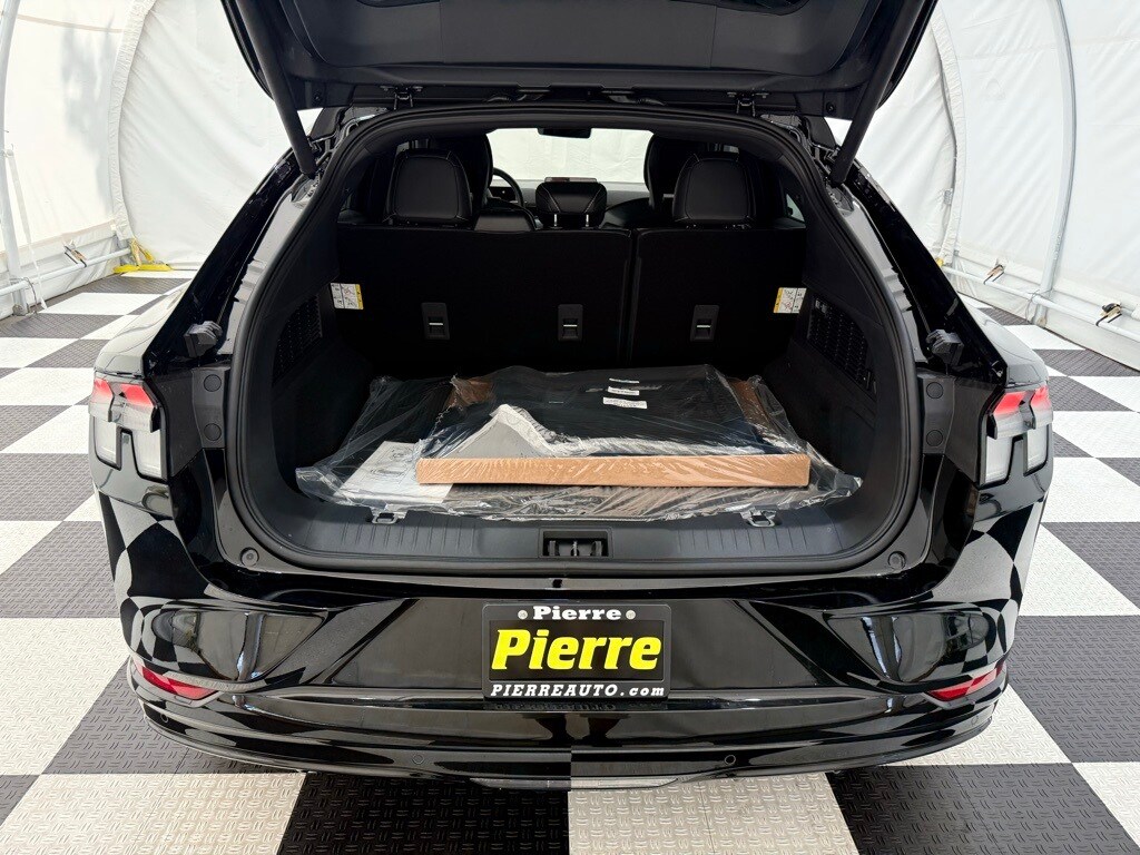 2025 Ford Mustang Mach-E GT photo 4