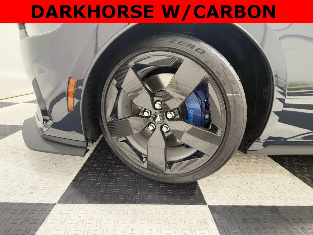 2024 Ford Mustang Dark Horse photo 3