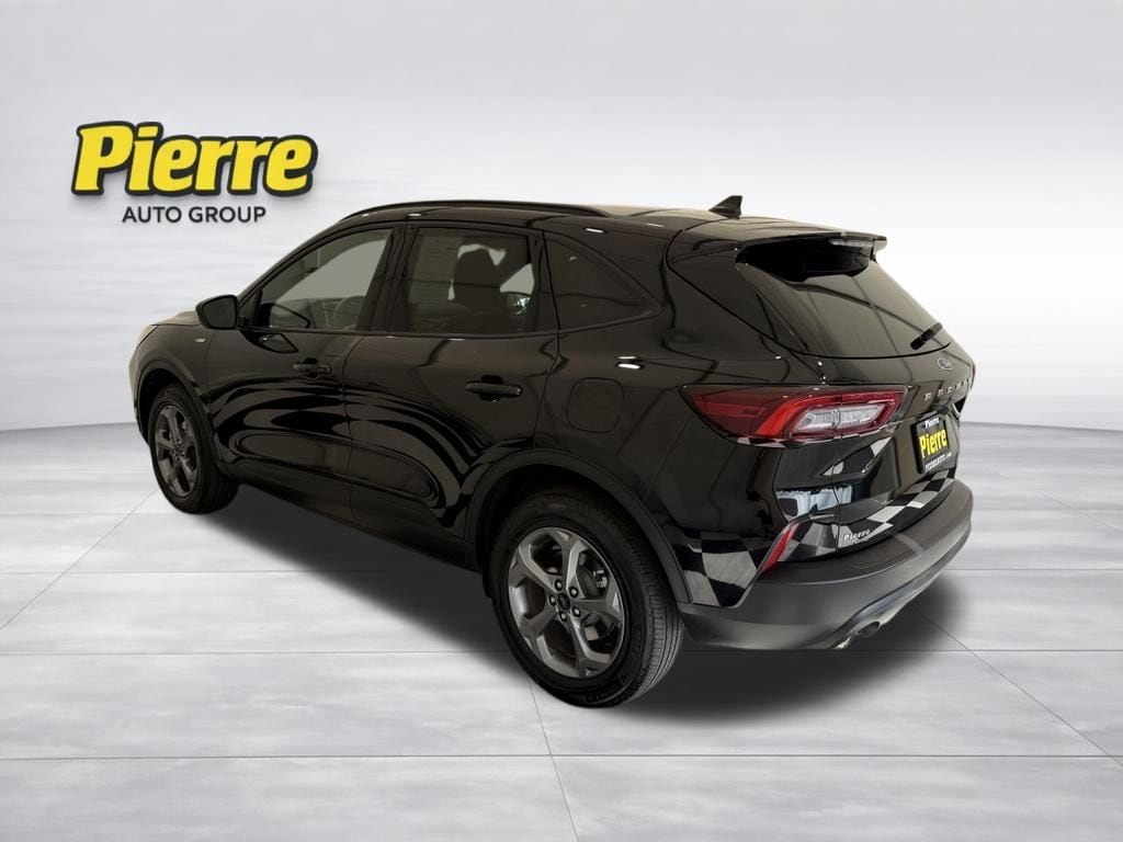 Used 2025 Ford Escape ST-Line Select SUV